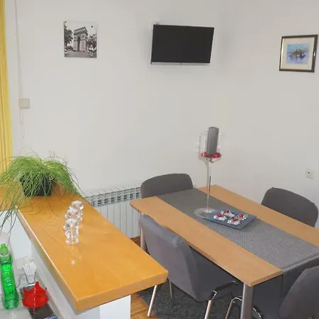 公寓 Apartment M Mare